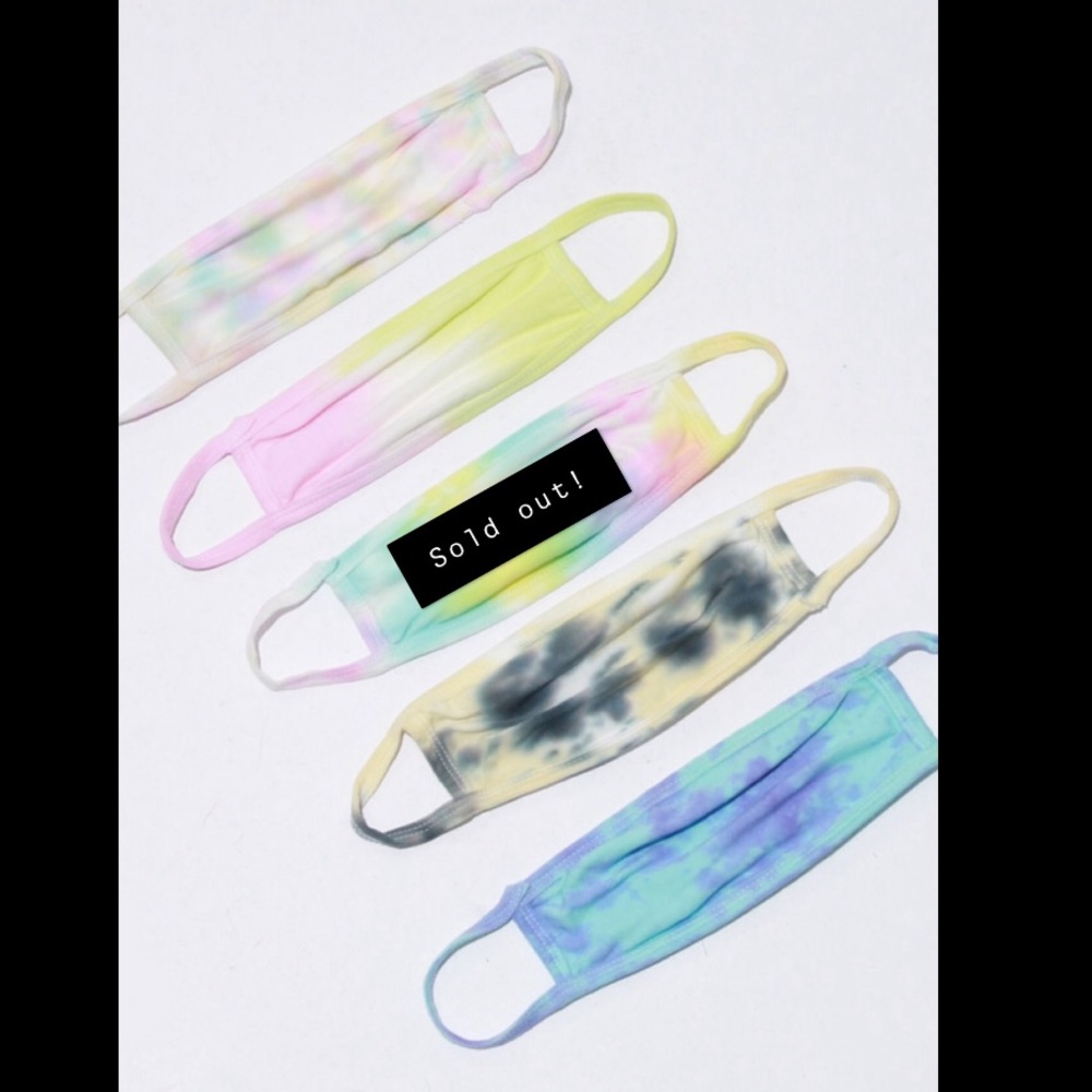 4 more left! Adult tie-dye face masks!